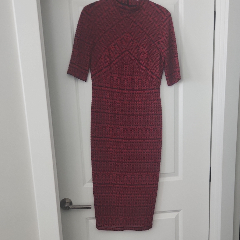 London Times Red and Black Patterned Long Sleeve Dress